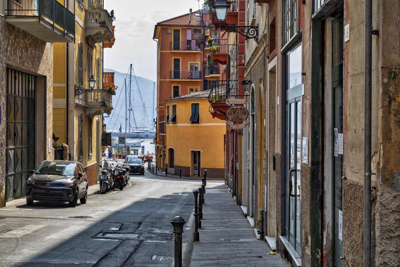 A Due Passi Dal Porto Di Santa Margherita By Wonderful Italy 산타마르게리타리구레 외부 사진
